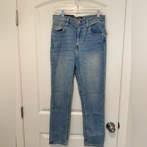 BDG Urban Outfitters girlfriend high rise cropped jeans